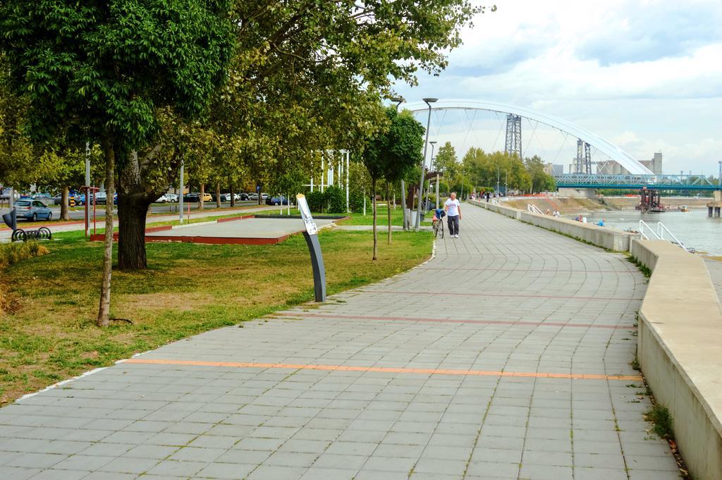Apartment Riverside Gem Novi Sad Luaran gambar